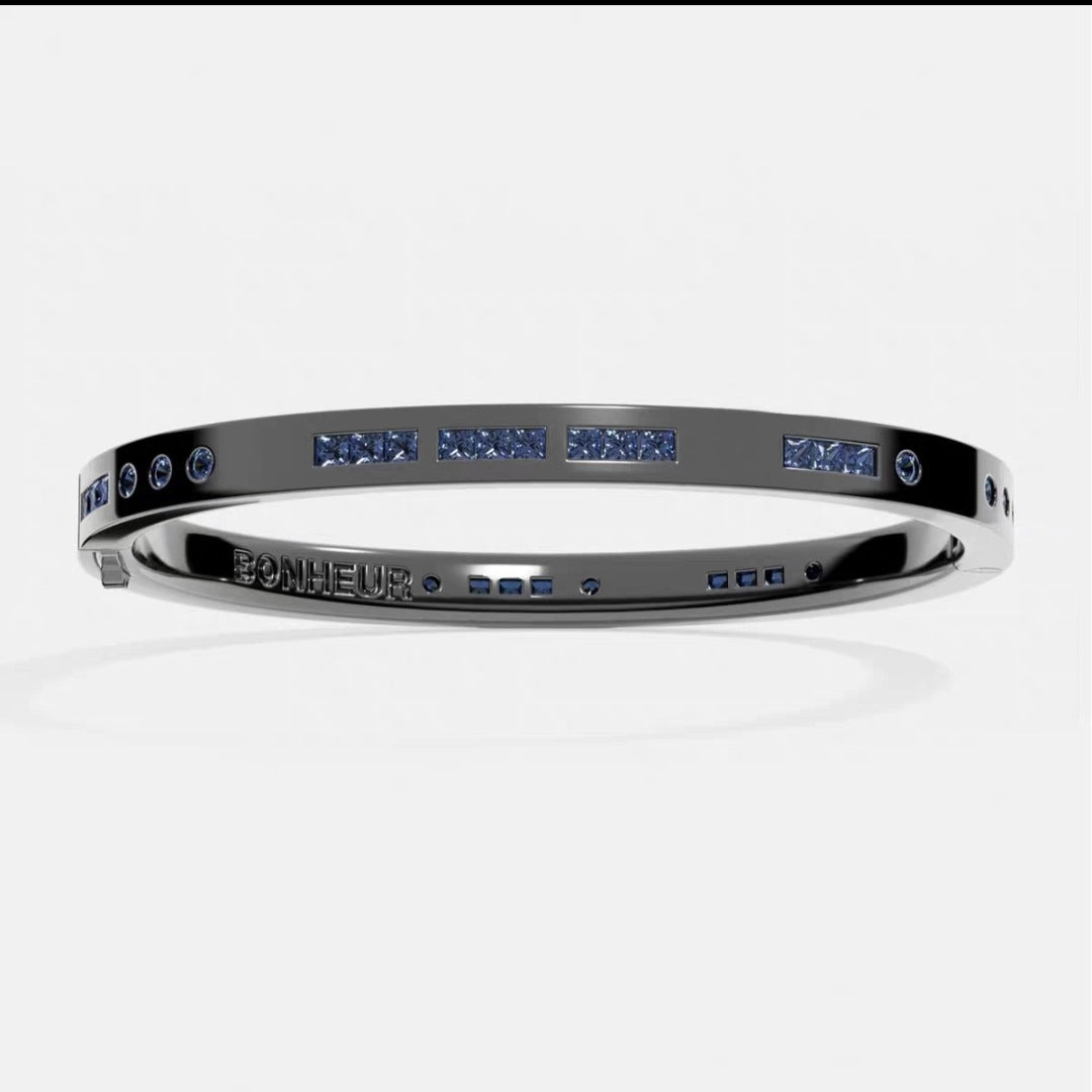 Bonheur Morse Code Moissanite Bangle